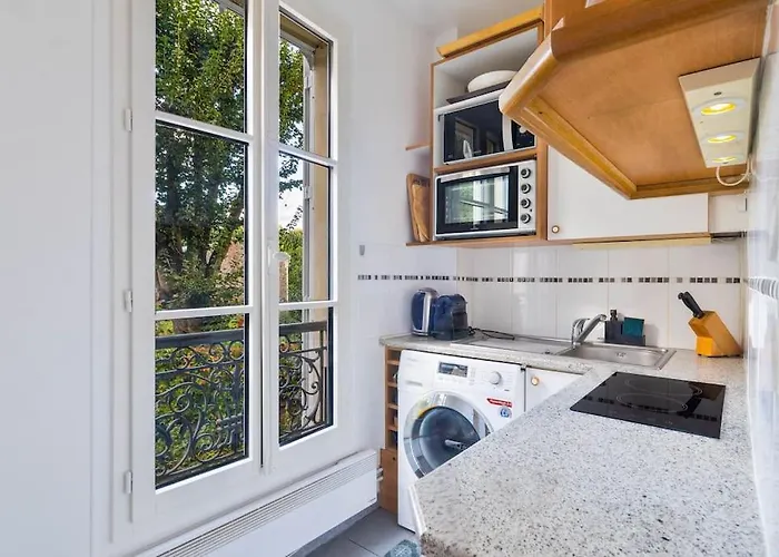 Charming Flat In Old *