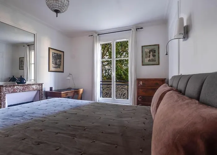 Charming Flat In Old Apartamento *