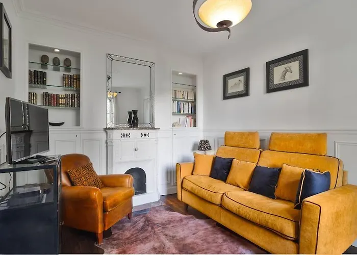 Charming Flat In Old *