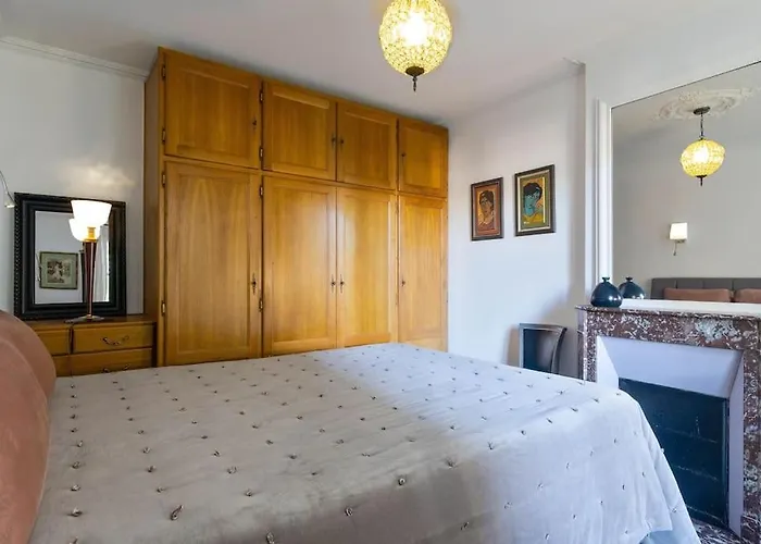 Charming Flat In Old 아파트 파리